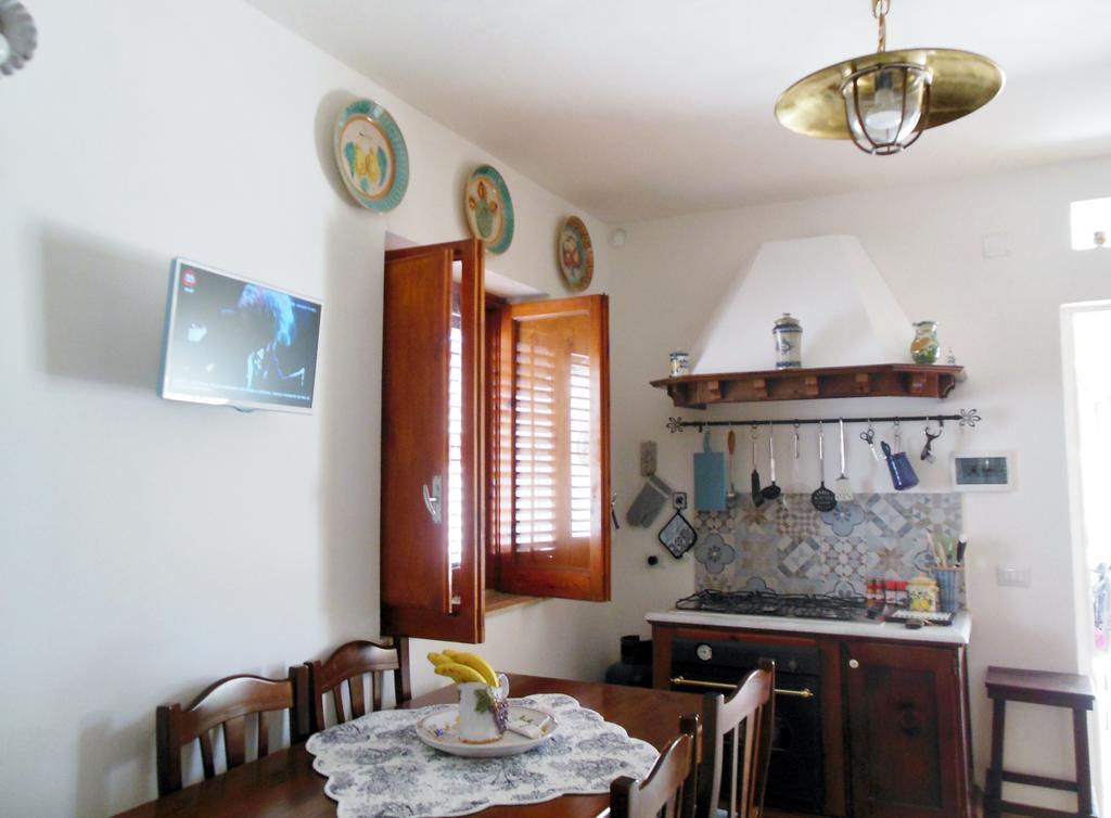 Casa Perciata - Locazione Turistica Apartment Mondello Ngoại thất bức ảnh