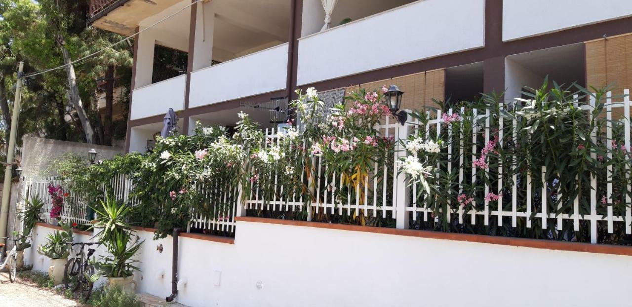Casa Perciata - Locazione Turistica Apartment Mondello Ngoại thất bức ảnh